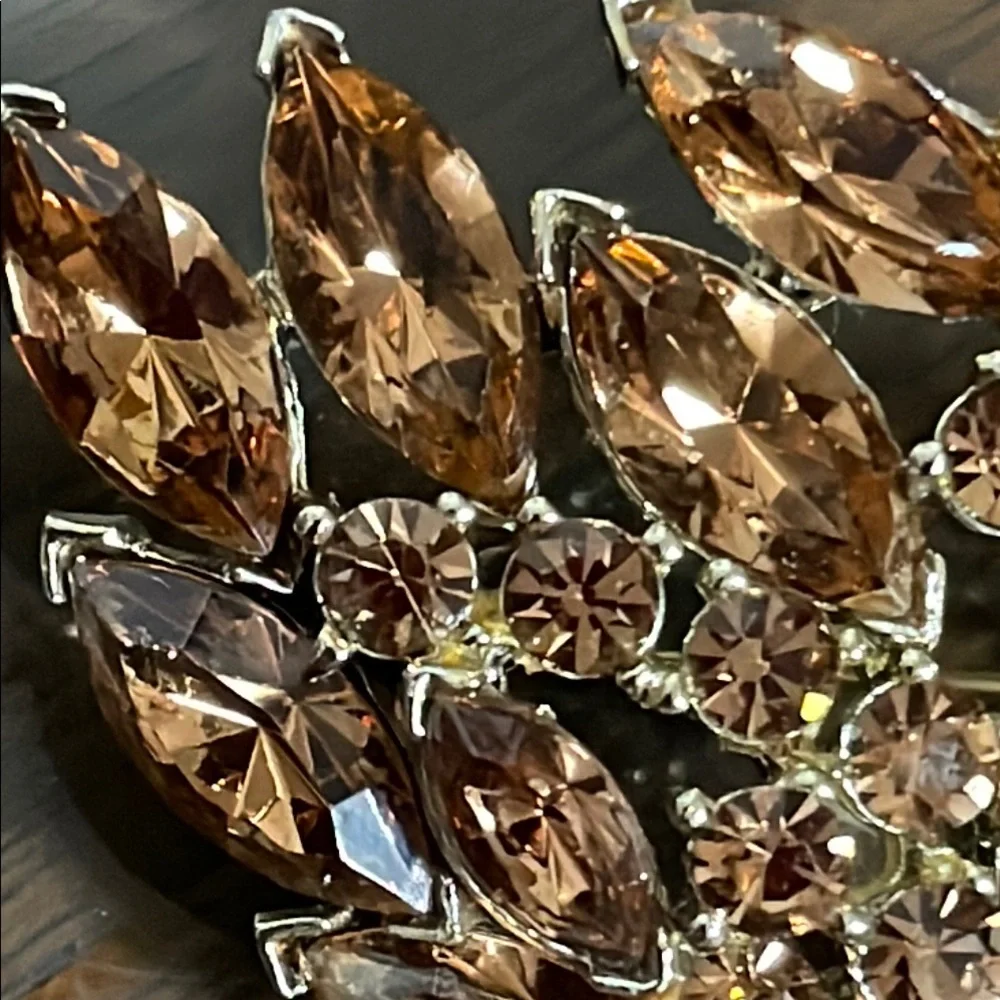Weiss vintage Brooch with Amber Gems - Picture 5 of 6
